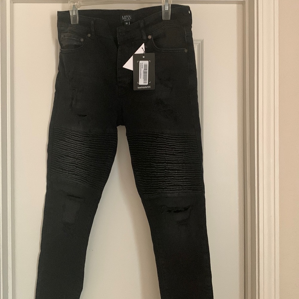 Boohoo Man black jeans, NWT, never worn, size 34